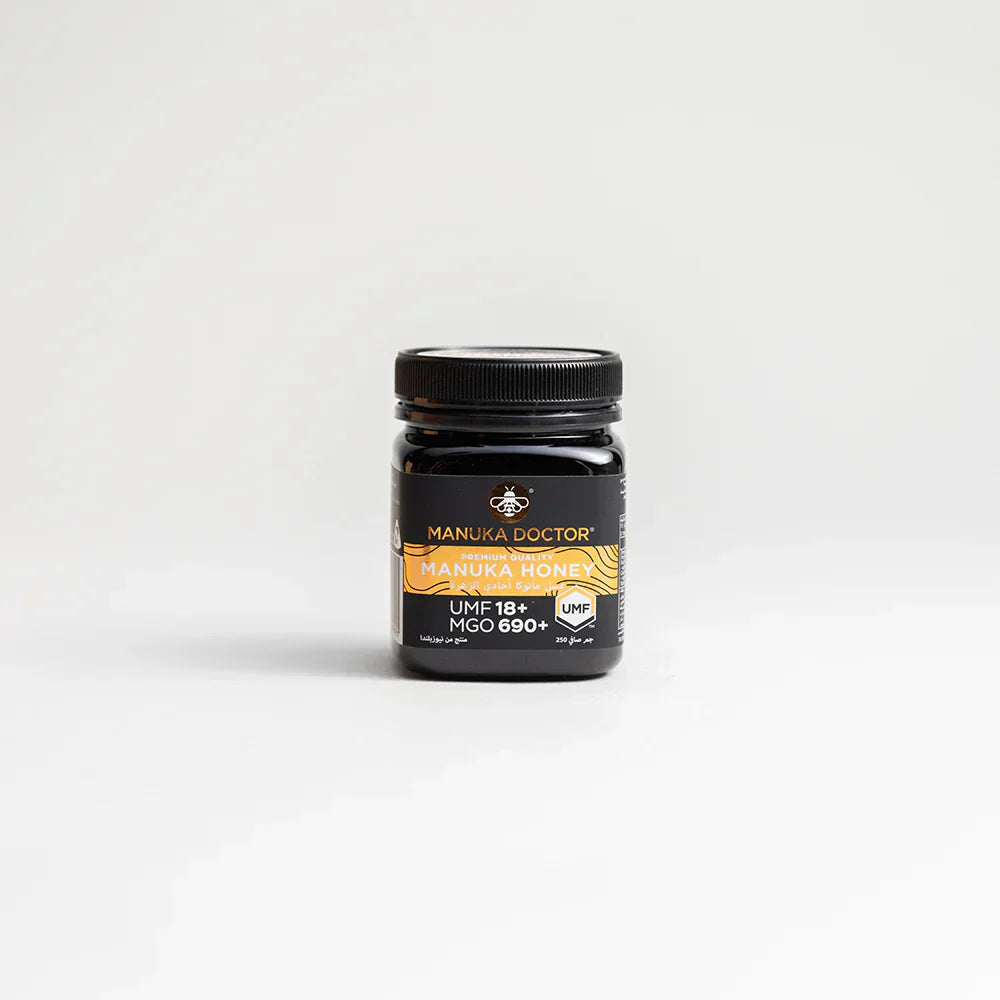 فوائد عسل المانوكا: سر الصحة والجمال من مناحل الثنيان